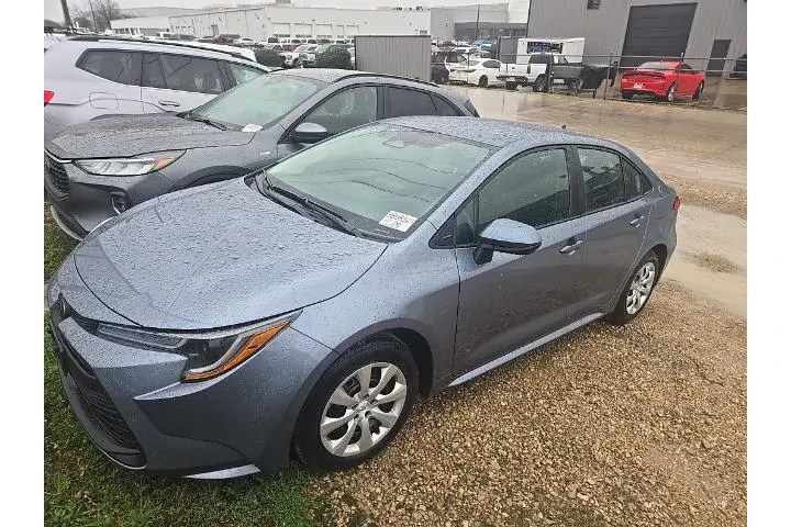 $20417 : Toyota Corolla 2025 LE 4dr S image 1