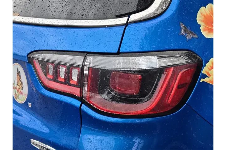 $13975 : Jeep Compass 2019 4x4 Latitu image 7