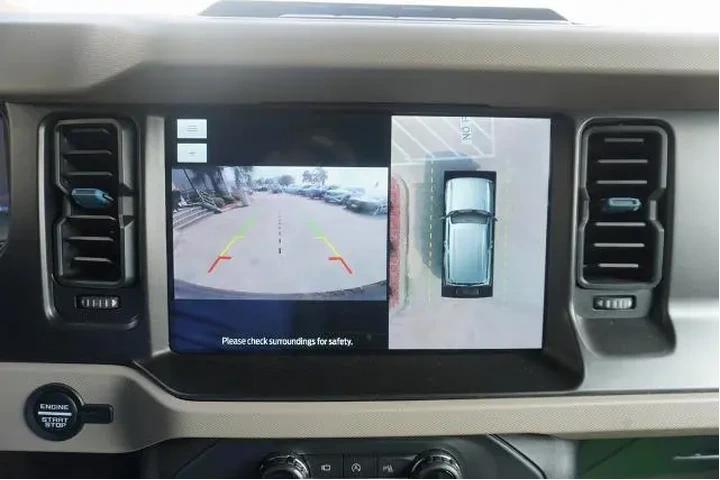 $39988 : Ford Bronco 2022 4x4 Base Ad image 9