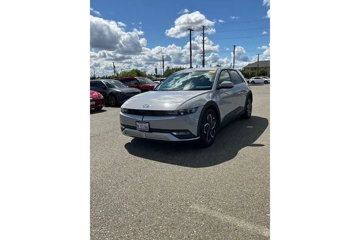 $25991 : Hyundai IONIQ 5 2024 SEL 4dr image 2