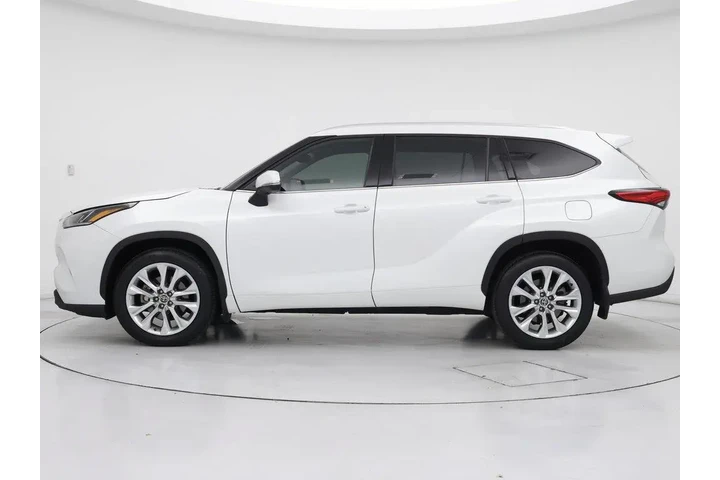 $38998 : Toyota Highlander 2022 AWD L image 3