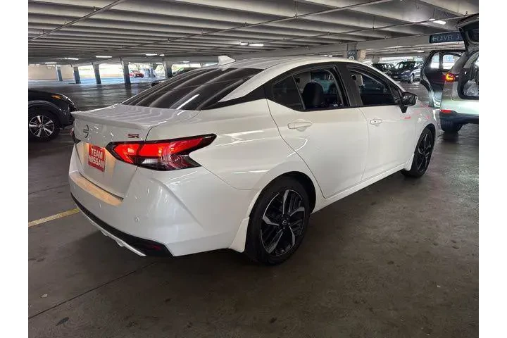 $19995 : Nissan Versa 2025 SR 4dr Sed image 3