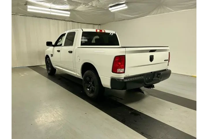 $33747 : Ram 1500 Classic 2023 4x4 Tr image 7