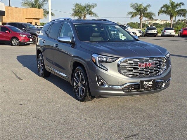 2020 GMC Terrain Denali image 3