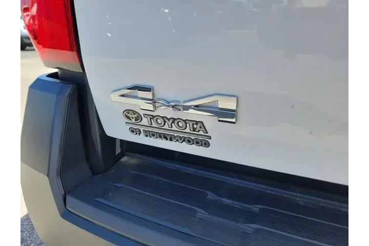 $33450 : Toyota Tacoma 2024 4x4 SR 4d image 5