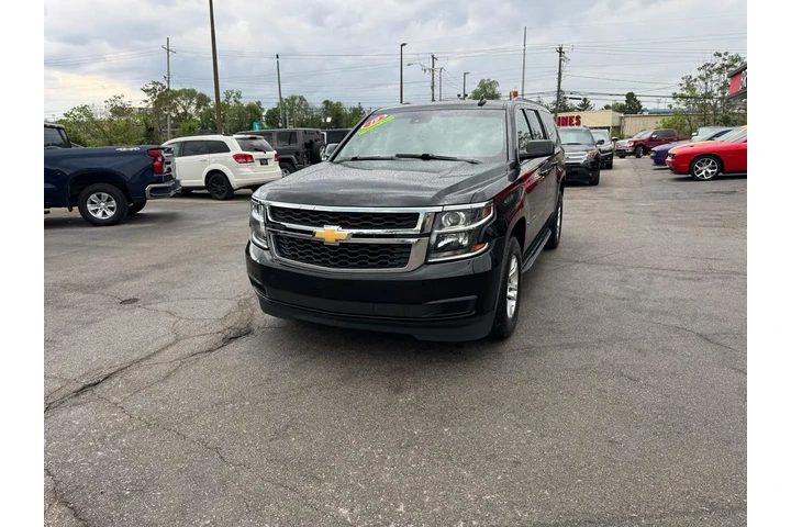 $14980 : 2019 Suburban 4WD 4dr 1500 LT image 6