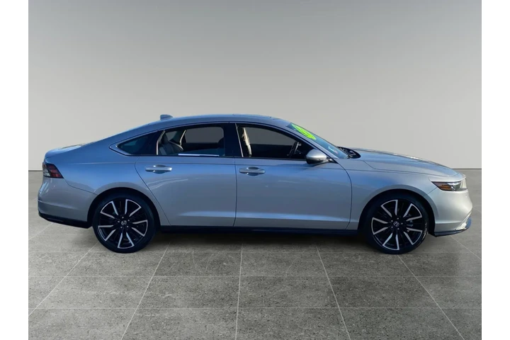$33401 : Honda Accord Hybrid 2023 Tou image 6