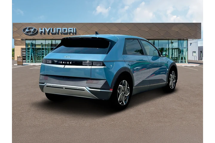 $23990 : Hyundai IONIQ 5 2024 SE 4dr image 7