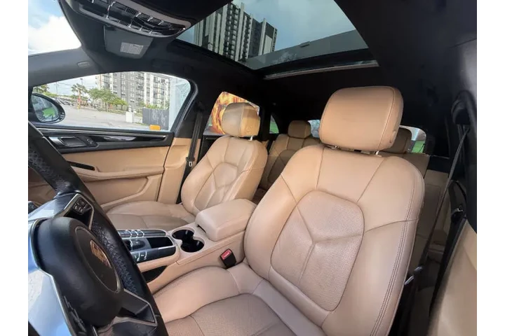 $16995 : 2017 Macan image 10