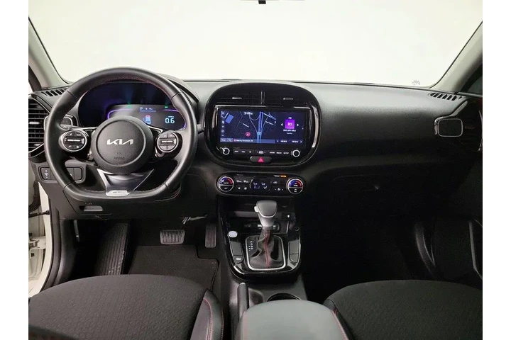 $18998 : Kia Soul 2023 GT-Line 4dr Cr image 9