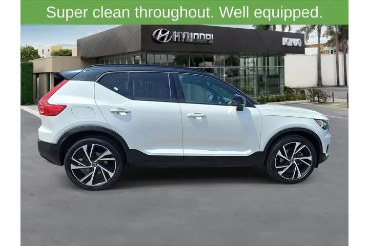 $18199 : Volvo XC40 2019 AWD T5 R-Des image 2
