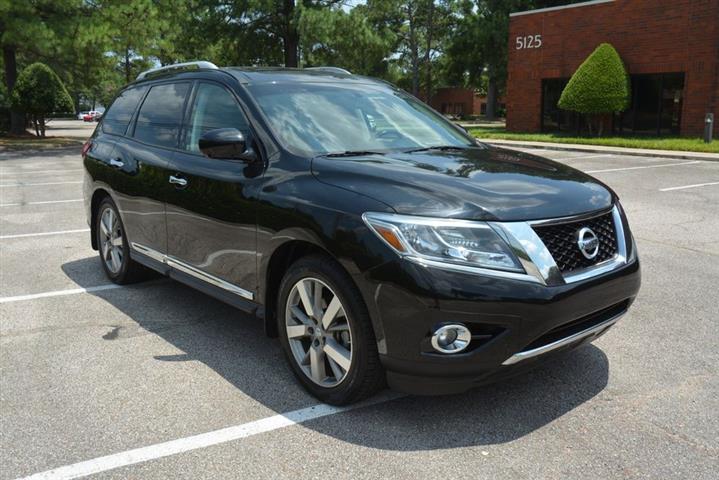 2016 Pathfinder Platinum image 5