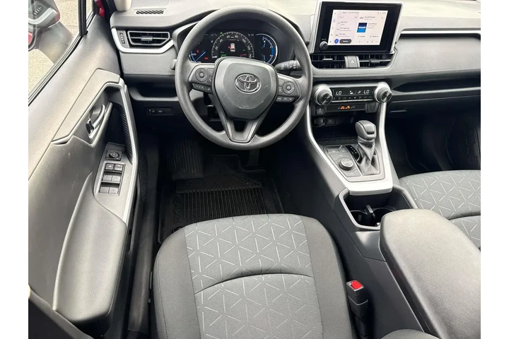 $37980 : Toyota RAV4 Hybrid 2025 AWD image 9