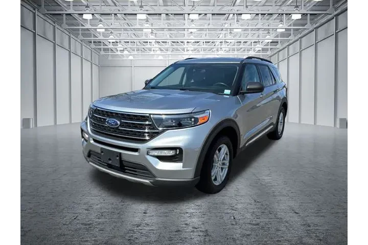 $24351 : Ford Explorer 2024 XLT 4dr S image 3