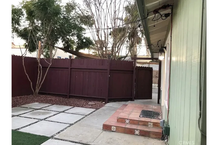 $800 : Cerca de tiendas Santa Clara image 2