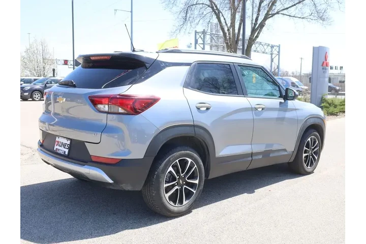 $23777 : Chevrolet Trailblazer 2025 L image 10