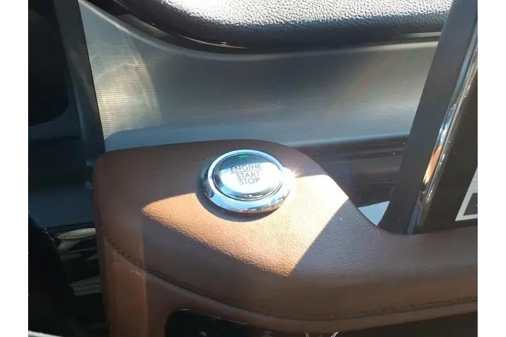 $39897 : Lincoln Aviator 2023 AWD Res image 10