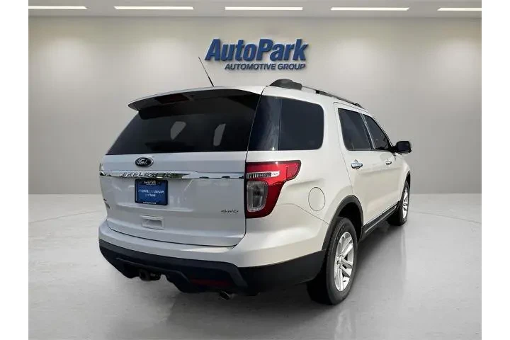 $14500 : Ford Explorer 2015 AWD XLT 4 image 7
