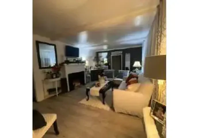 RENTO RECÁMARA AMUEBLADA image 7