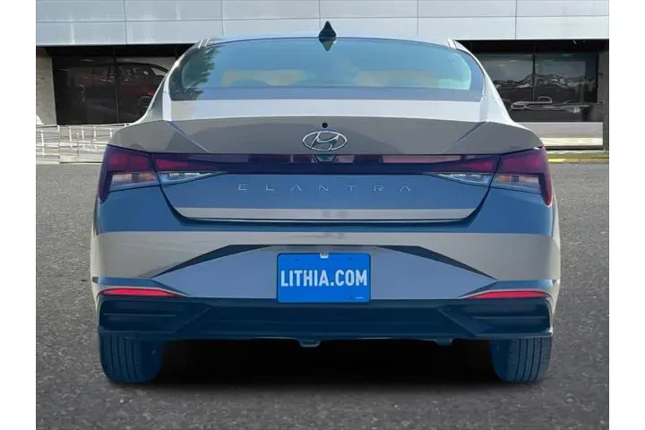 $17599 : Hyundai ELANTRA 2023 SE 4dr image 8