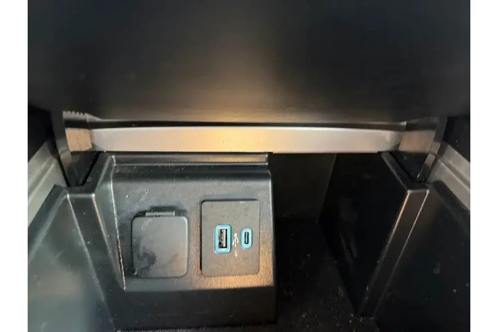 $25000 : Ford Explorer 2021 XLT 4dr S image 10