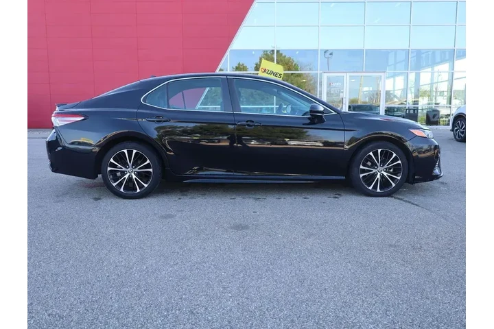 $17777 : Toyota Camry 2020 SE 4dr Sed image 10