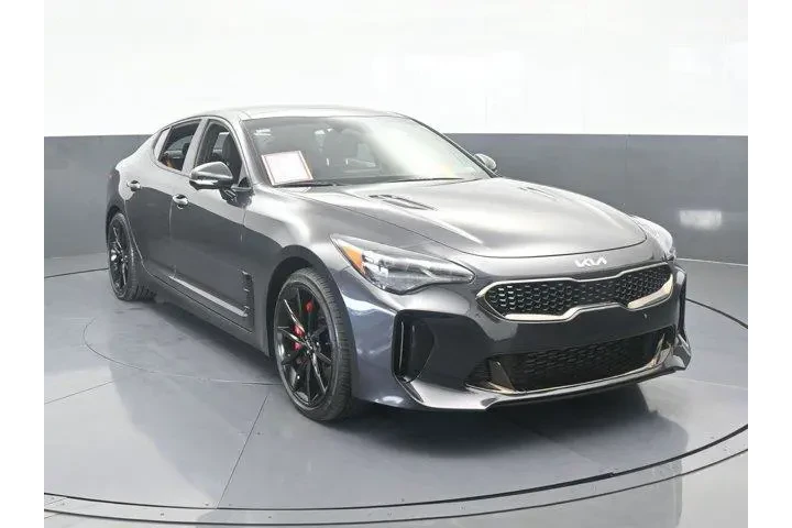 $39772 : Kia Stinger 2023 GT2 4dr Sed image 9