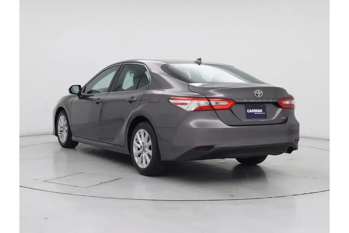 $22998 : Toyota Camry 2019 LE 4dr Sed image 2