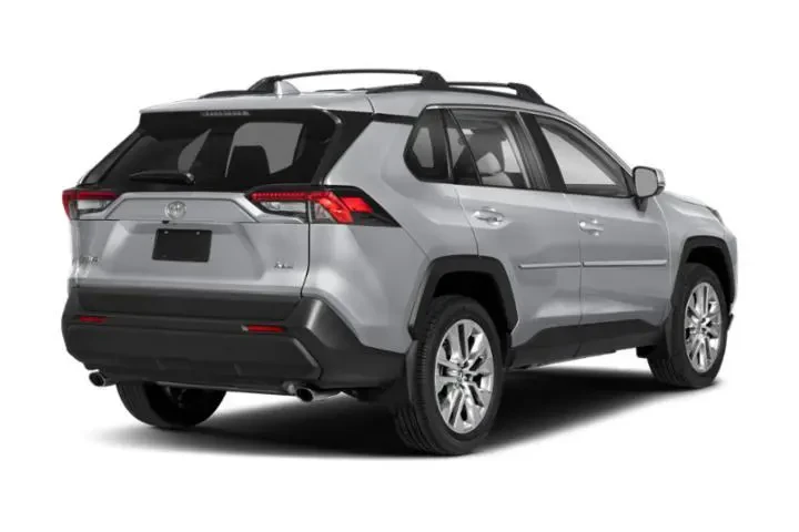 $35148 : Toyota RAV4 2023 AWD XLE Pre image 2