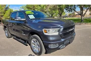 $24950 : 2019 RAM 1500 CREW CAB2019 RA thumbnail