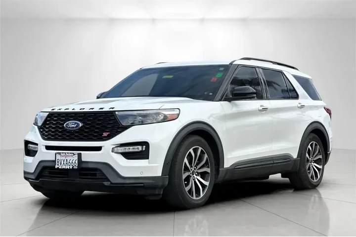 $33759 : Ford Explorer 2021 AWD ST 4d image 8