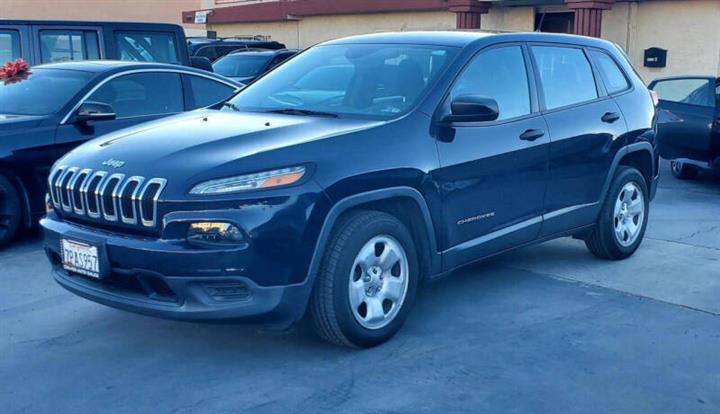 $10999 : 2015 Cherokee Sport image 5