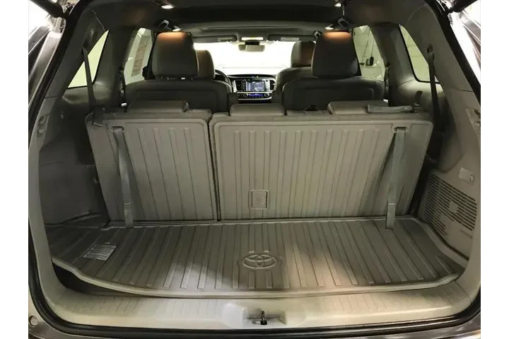 $25989 : Toyota Highlander 2019 AWD L image 4