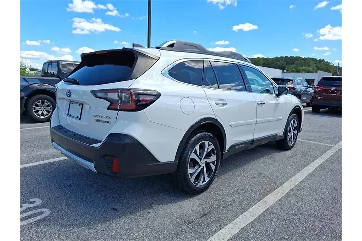 $26595 : Subaru Outback 2022 AWD Tour image 6