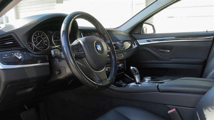 $12995 : 2015 BMW 5 Series image 7
