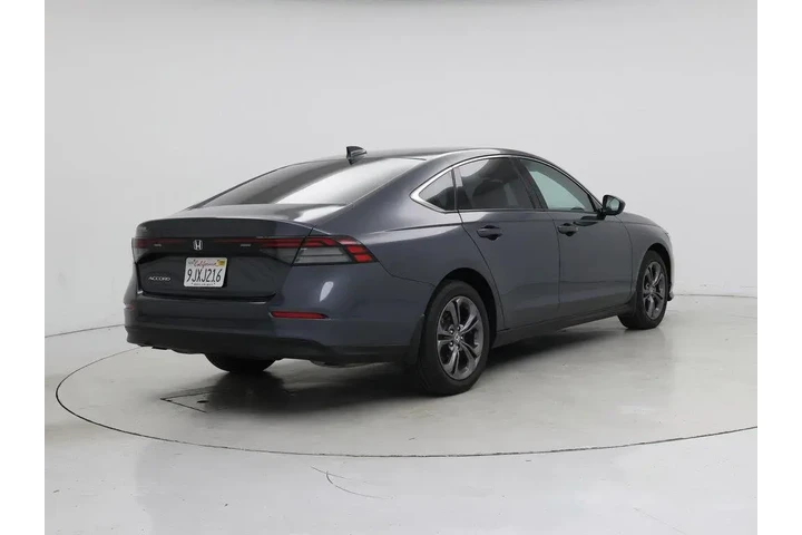 $25998 : Honda Accord 2024 EX 4dr Sed image 8