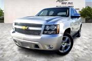 $16995 : 2013 CHEVROLET AVALANCHE BLAC thumbnail