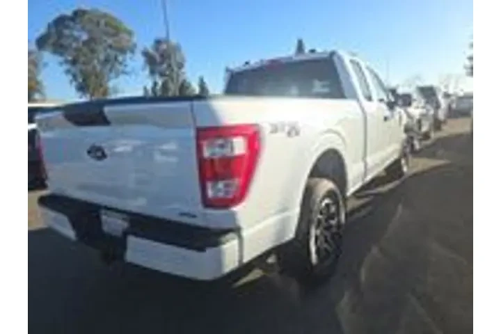 $35888 : Ford F-150 2023 4x4 XL 4dr S image 3