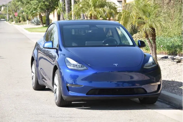 $29999 : 2021 Model Y Long Range image 6