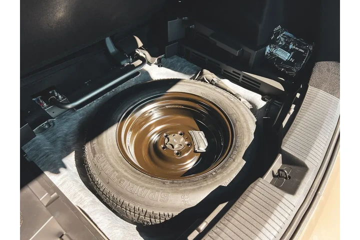 $39977 : Nissan Rogue 2026 AWD Rock C image 9