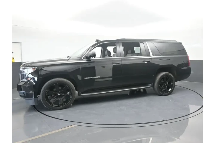 $22991 : Chevrolet Suburban 2020 4x2 image 2