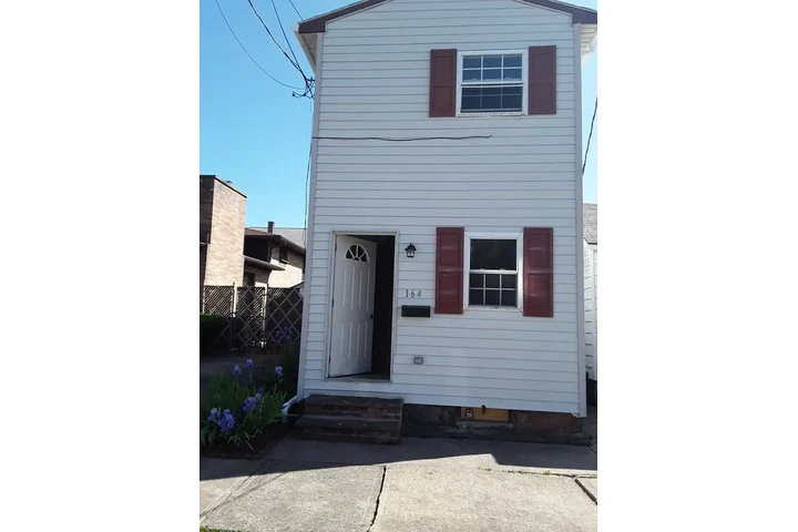 $1000 : Spacious 1BR 1BA $1000 image 2