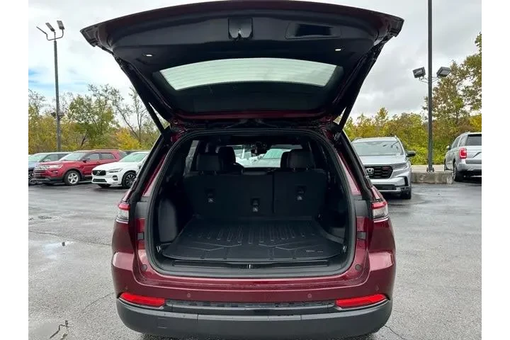 $36676 : Jeep Grand Cherokee 2024 4x4 image 10