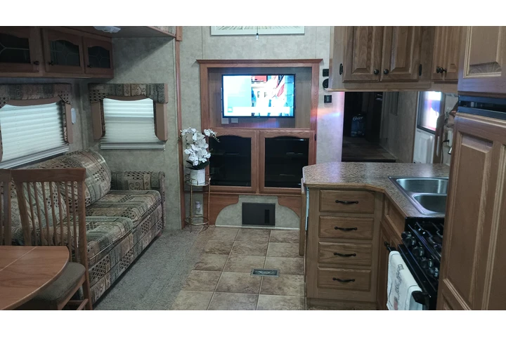 $11500 : Se vende trailer con titulo image 5