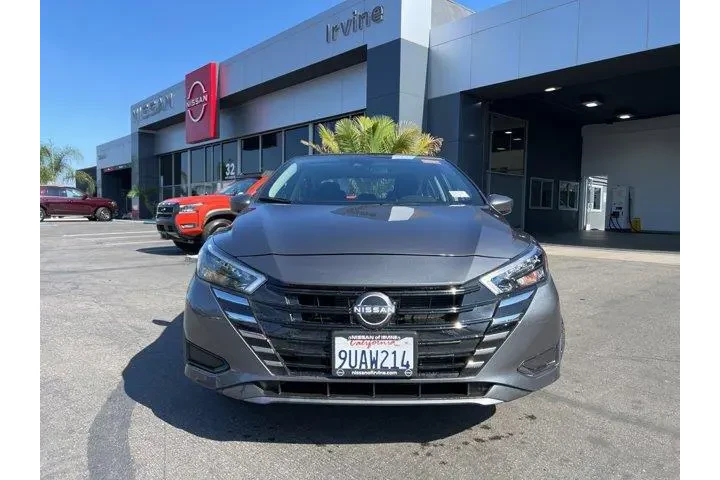 $17981 : Nissan Versa 2025 SV 4dr Sed image 2