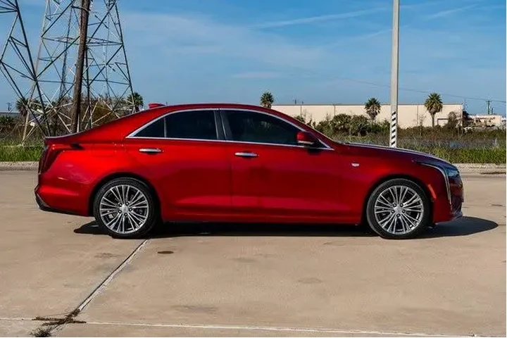 $29296 : Cadillac CT4 2023 Premium Lu image 2