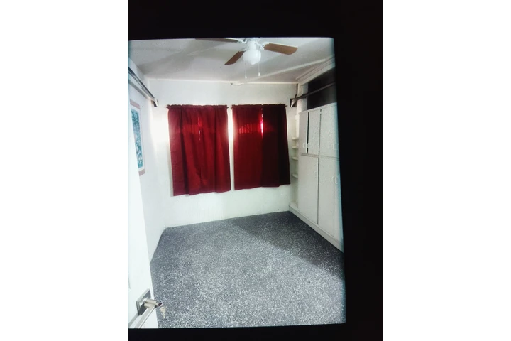 $800 : Rento cuarto Moreno valley image 3