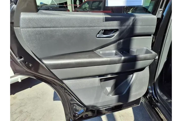 $28703 : Nissan Pathfinder 2024 AWD S image 8