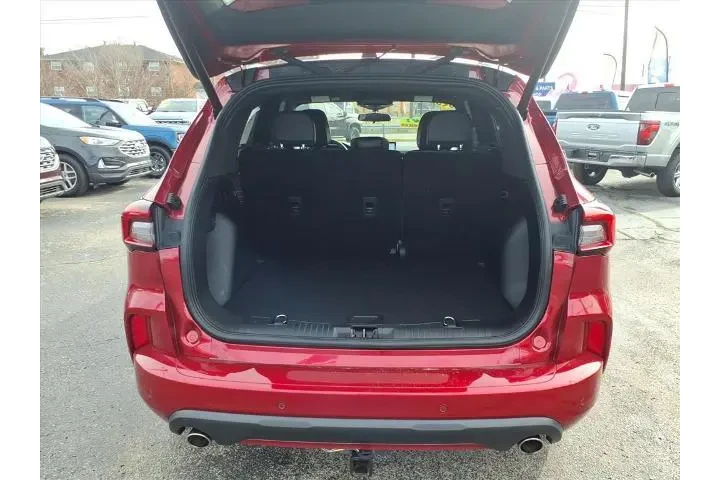 $25988 : Ford Escape 2023 ST-Line 4dr image 9
