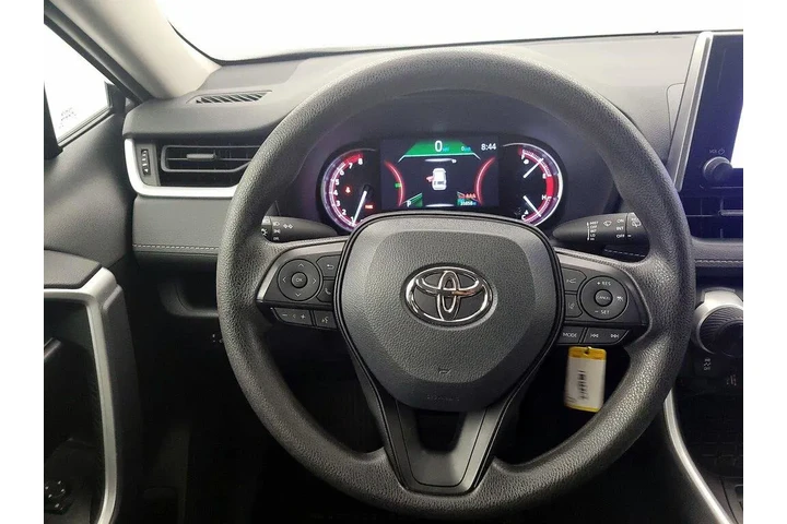 $26998 : Toyota RAV4 2024 LE 4dr SUV image 10